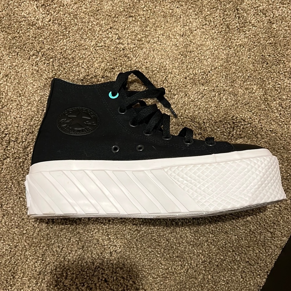 Black and teal platform converse BRAND NEW IN BOX